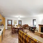 Meridiana Nyaraló